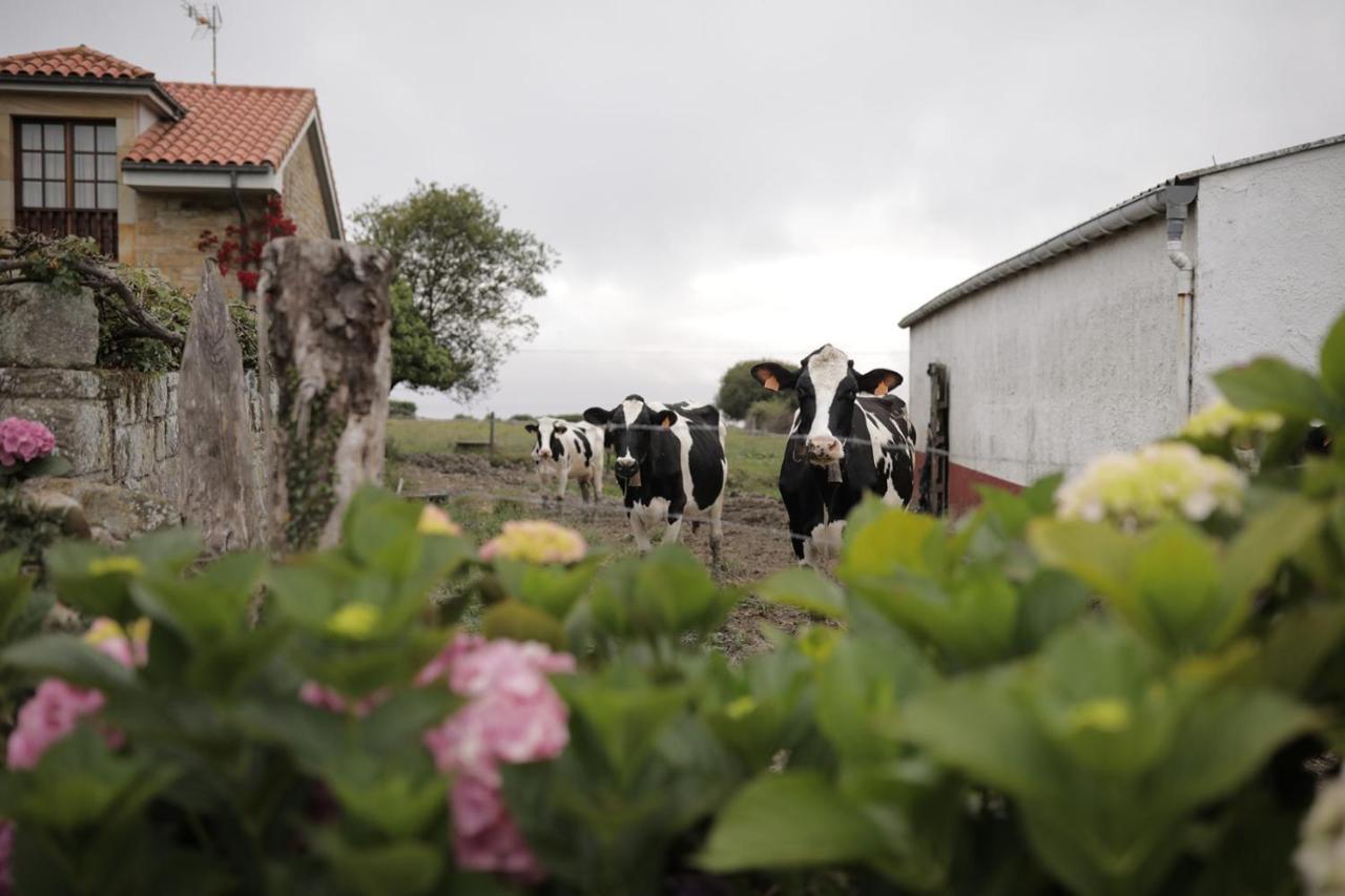 El Faro Unkempt - Tazones Villar  Eksteriør billede